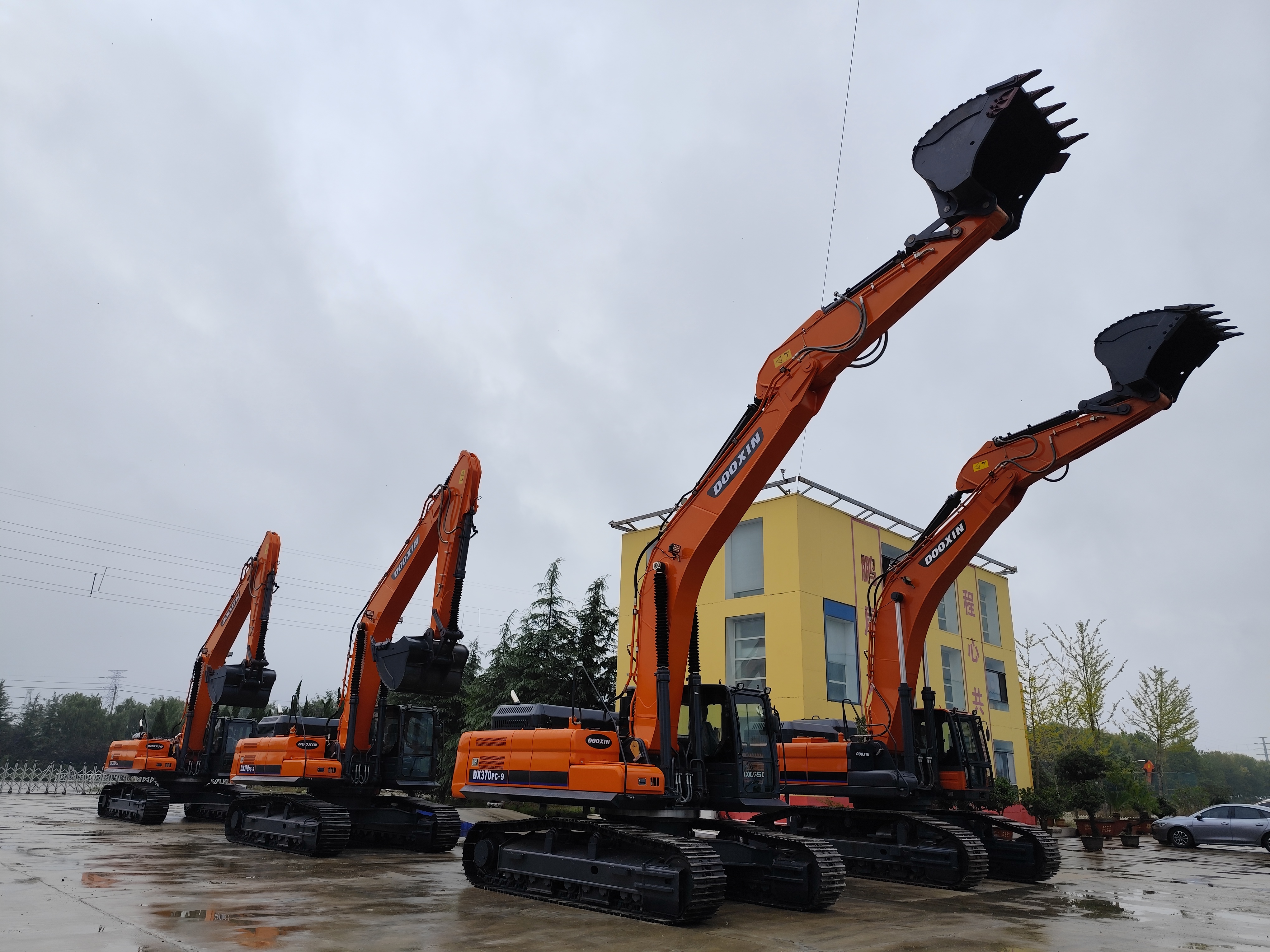 Delegasi pelanggan dari Ecuador sedang melawat.