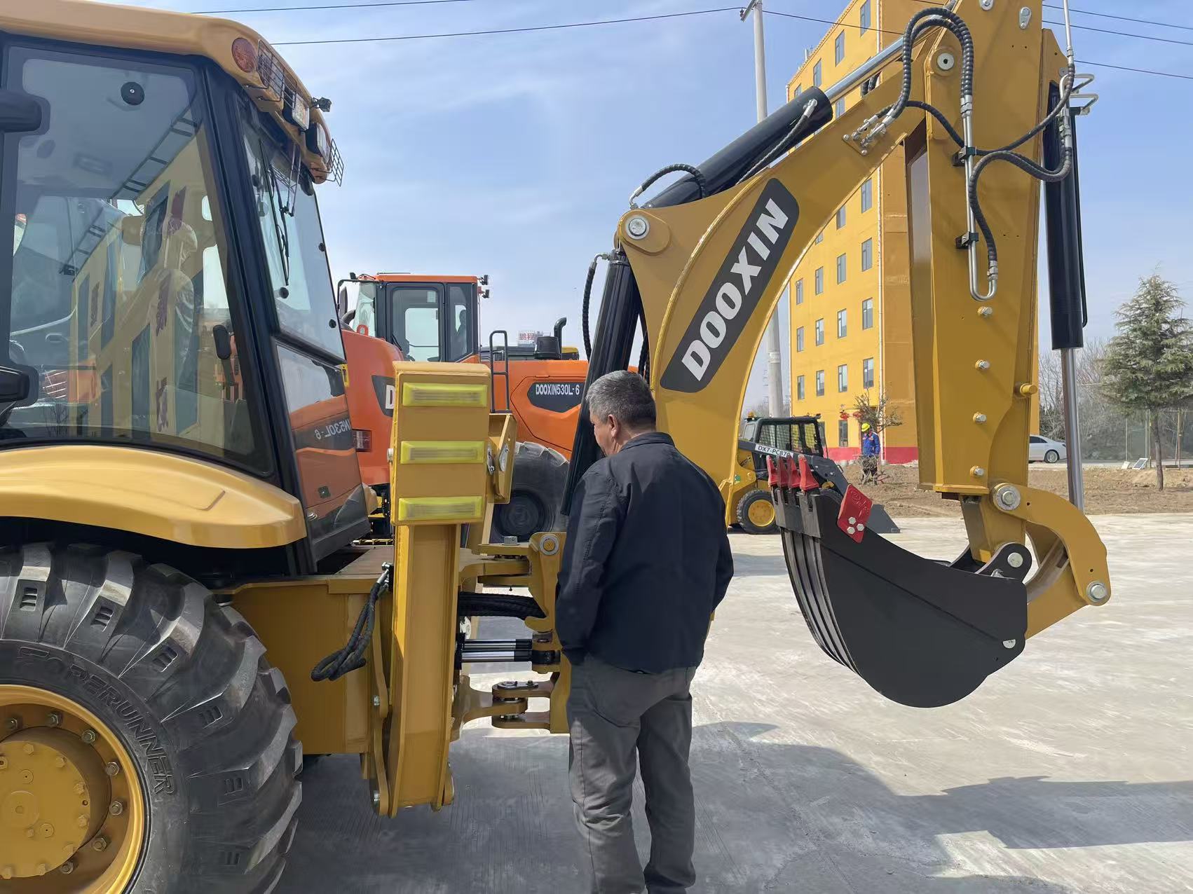 Pelanggan Amerika Selatan Lawati Kilang Kami